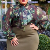 Lovely Plus Size Casual Camo Print Army Green Blou