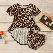 Lovely Trendy Leopard Print Girl Two-piece Shorts 