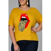 lovely Leisure O Neck Lip Print Yellow Plus Size T