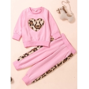 Lovely Sportswear O Neck Heart Print Patchwork Pin
