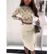 Lovely Casual Paisley Print Ripped Beige Two Piece