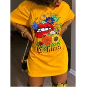 Lovely Casual O Neck Floral Lip Print Yellow Mini 