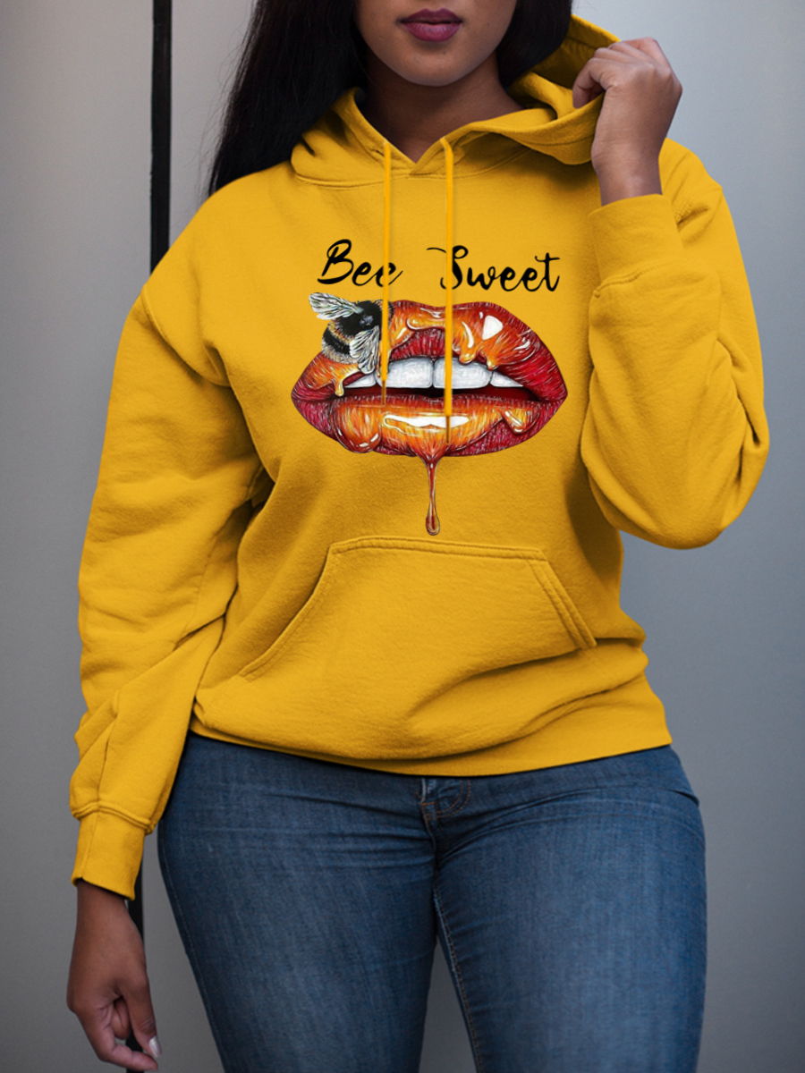 LovelyWholesale Plus Size Lip Letter Bee Print Hoodie Fall Casual Pocket Design Hooded Collar  4X Spring Summer 2024