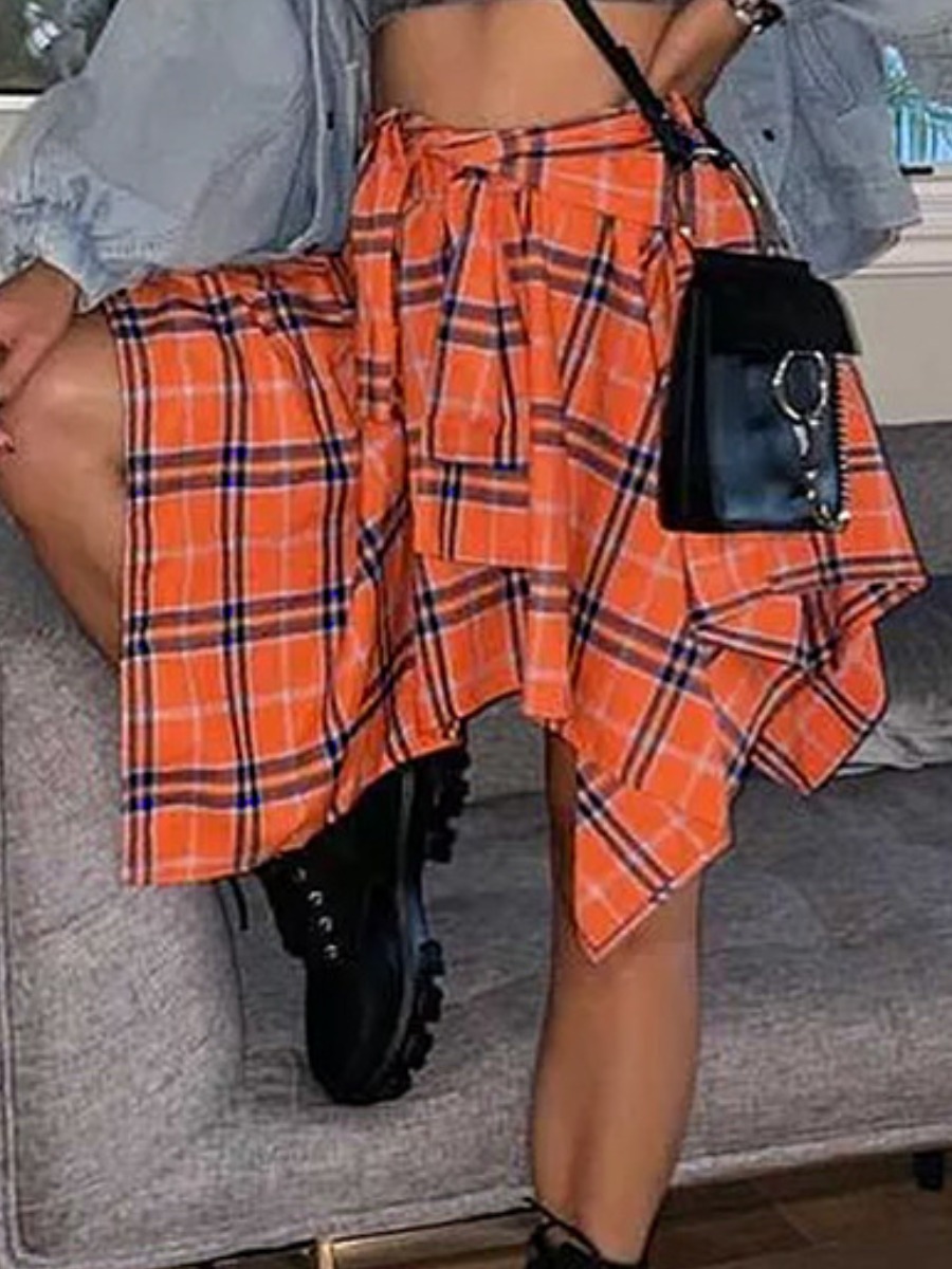 LovelyWholesale Plaid Print Fold Design Skirt Summer Street Spring Summer 2024