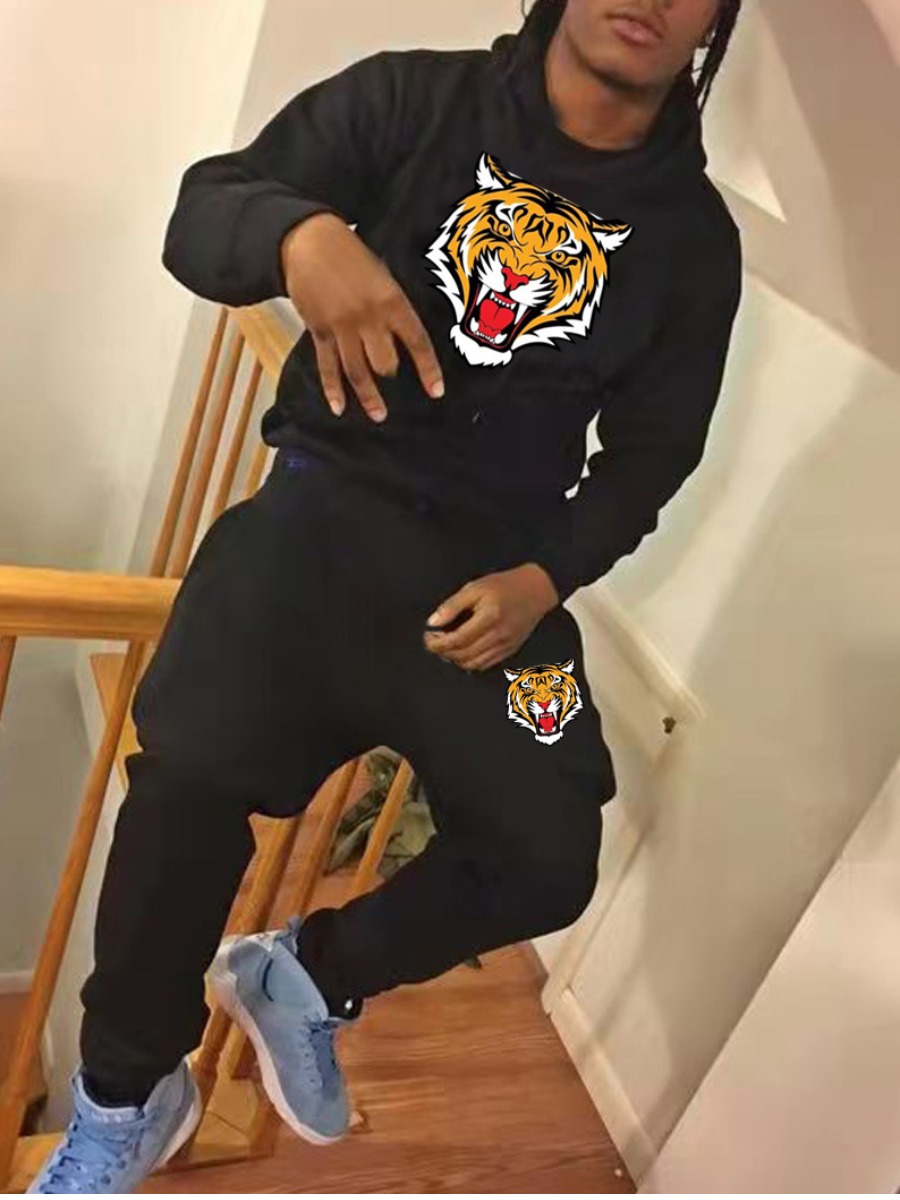 LovelyWholesale Men Tiger Print Kangaroo Pocket Tracksuit Set Fall Long Sleeve Casual Graffiti Element Hooded Collar Spring Summer 2024