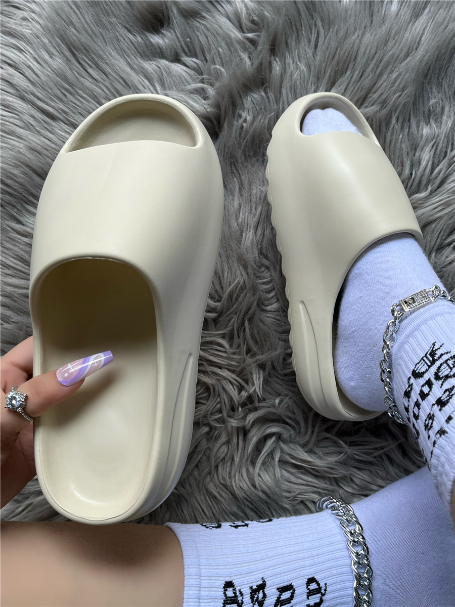 LovelyWholesale Round Toe Slippers Summer Casual Spring Summer 2024
