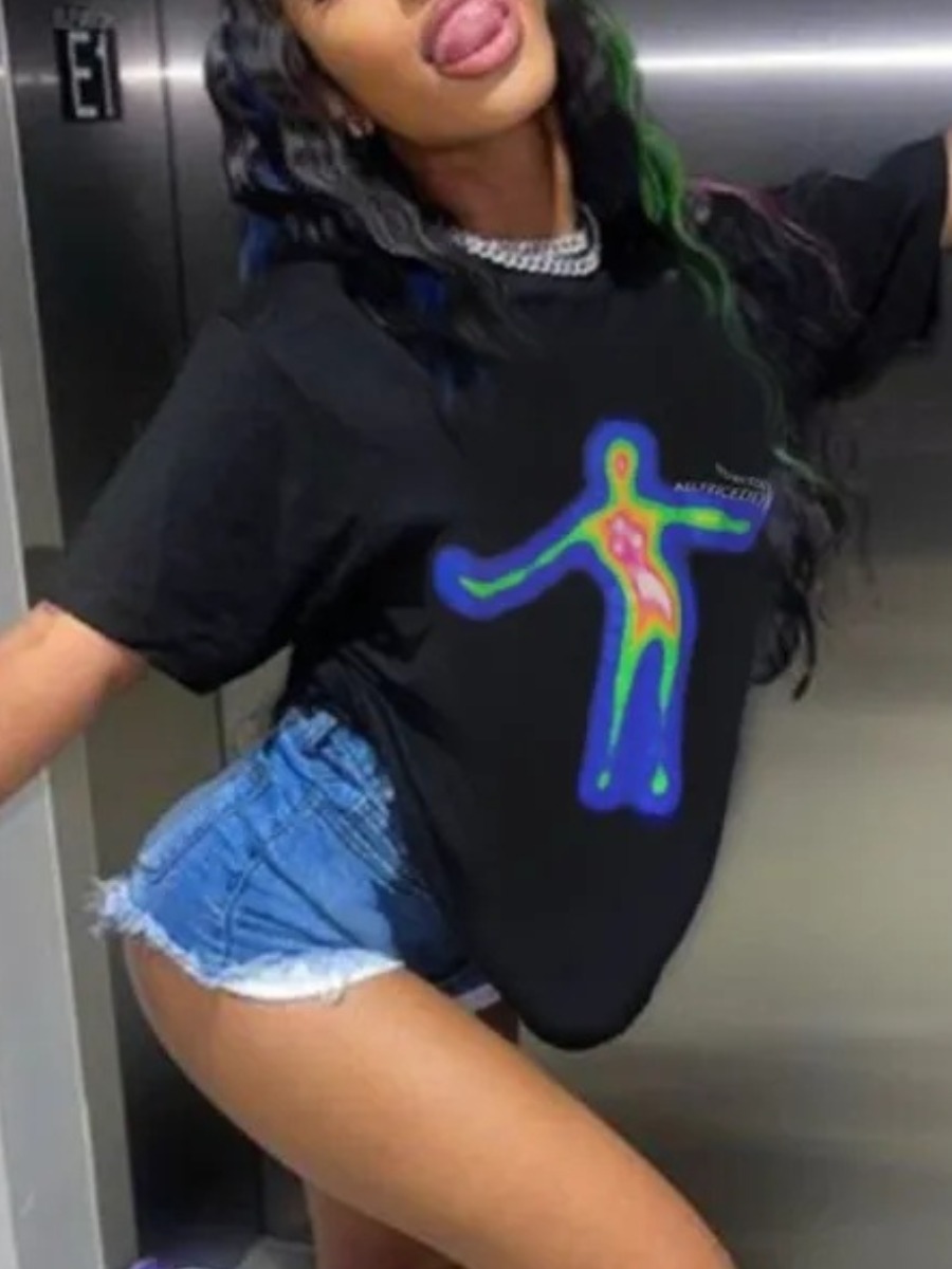 LovelyWholesale Figure Print Regular Fit T-shirt Summer Short Sleeve Casual Pattern Round Neck Spring Summer 2024