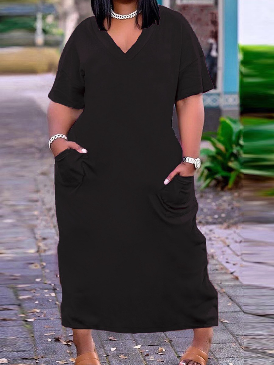 LovelyWholesale BASICS Plus Size V Neck Pocket Design Dress Summer Short Sleeve Casual Pocket Design V Neck  4X Spring Summer 2024