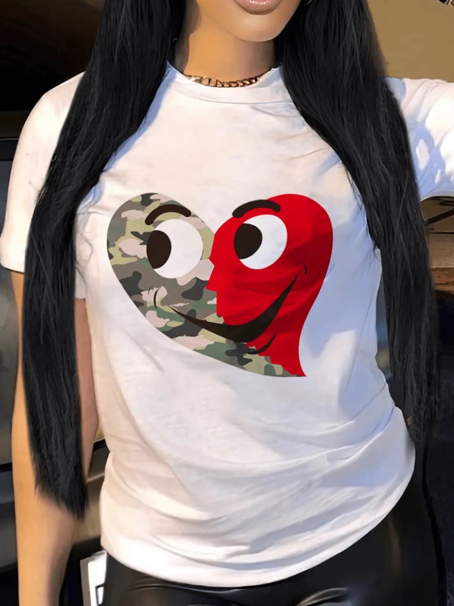 LW Camo Eye Heart Print T-shirt