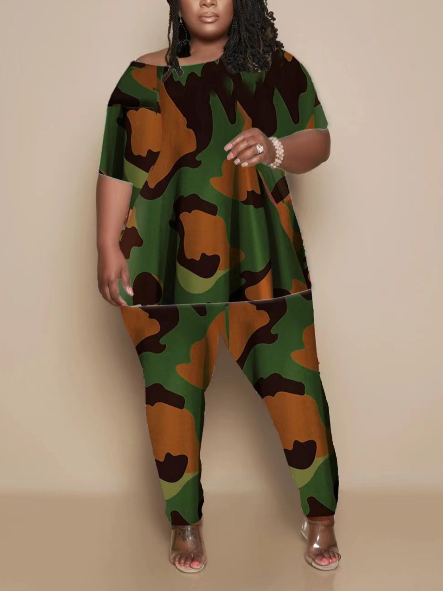 LW Plus Size Camo Print Regular Fit Pants Set