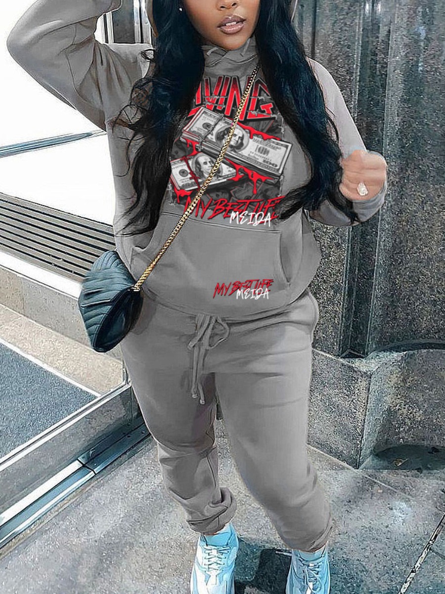 LW Money Letter Print Kangaroo Pocket Tracksuit Se