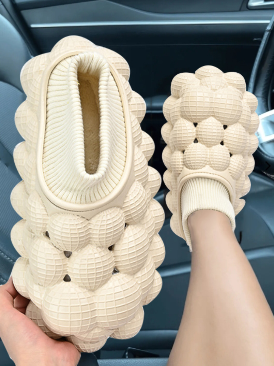 LW Peanut Decor Bubble Booties