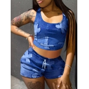 LW Plus Size Crop Top Cross Decor Shorts Set