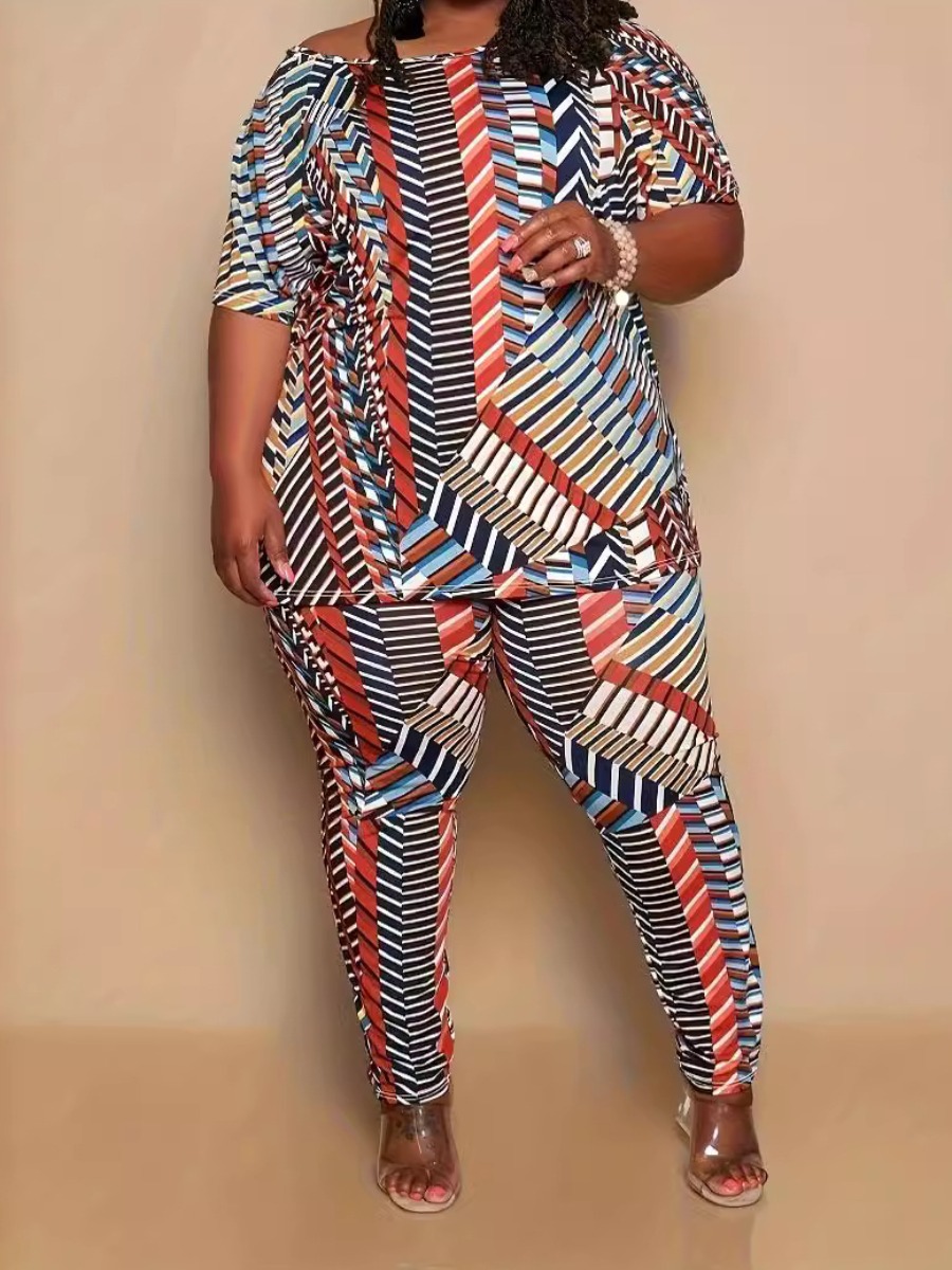 LW Boho Polyester Round Neck Pattern Geometric Sho